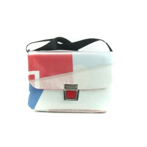 Handtasche aus Upcycling-Segel